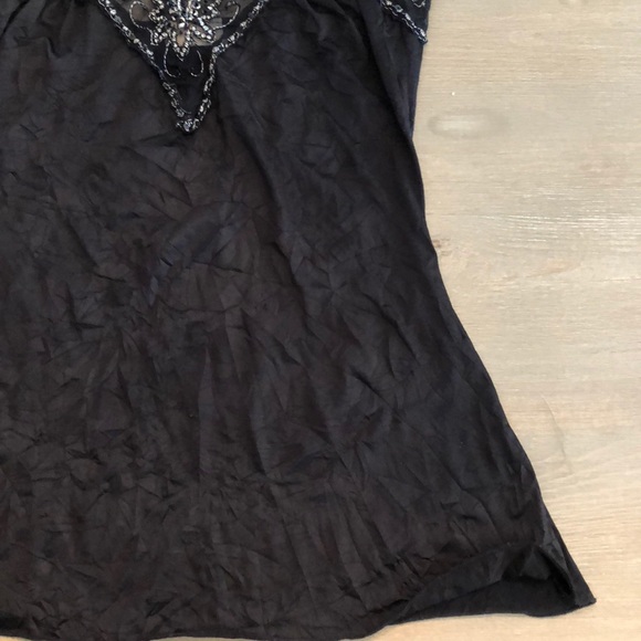 Delicate Beaded Tank - Picture 3 of 4